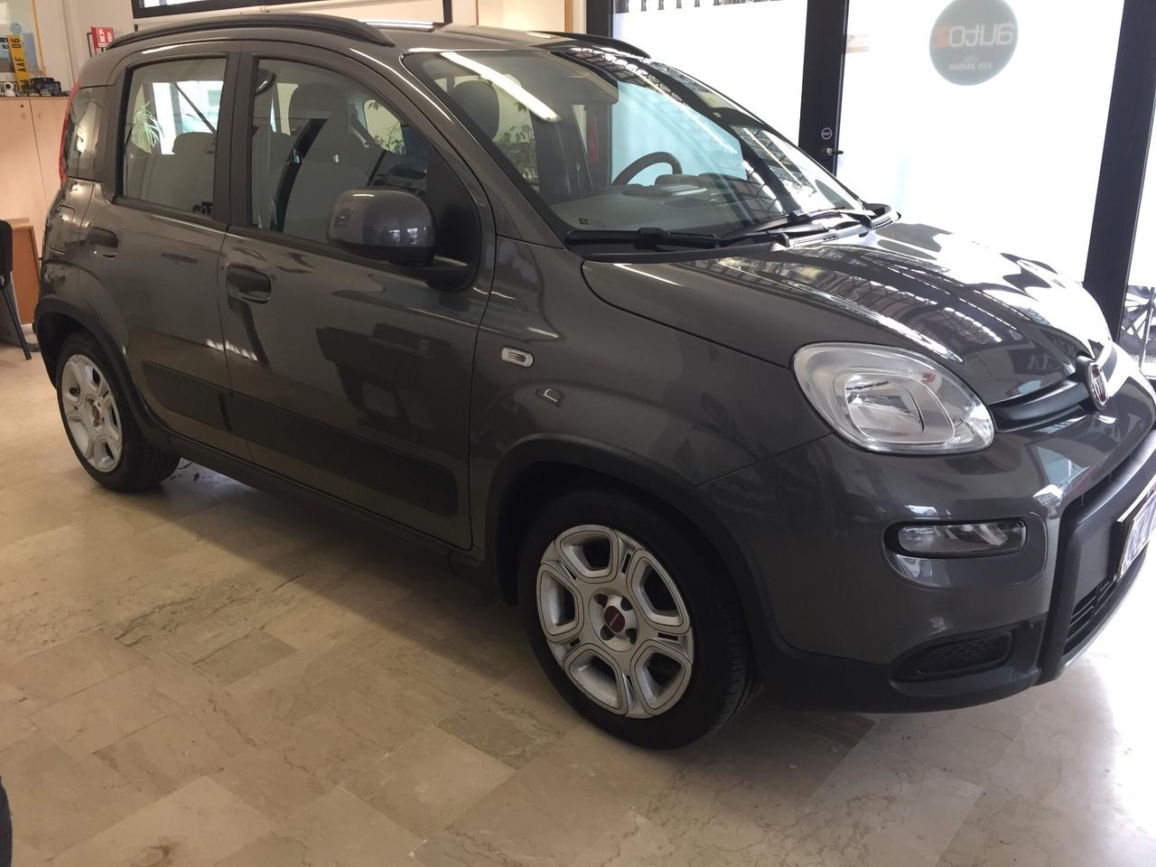 Fiat Panda 1.0 FireFly S&S Hybrid City Life x X NEOPATENTATI