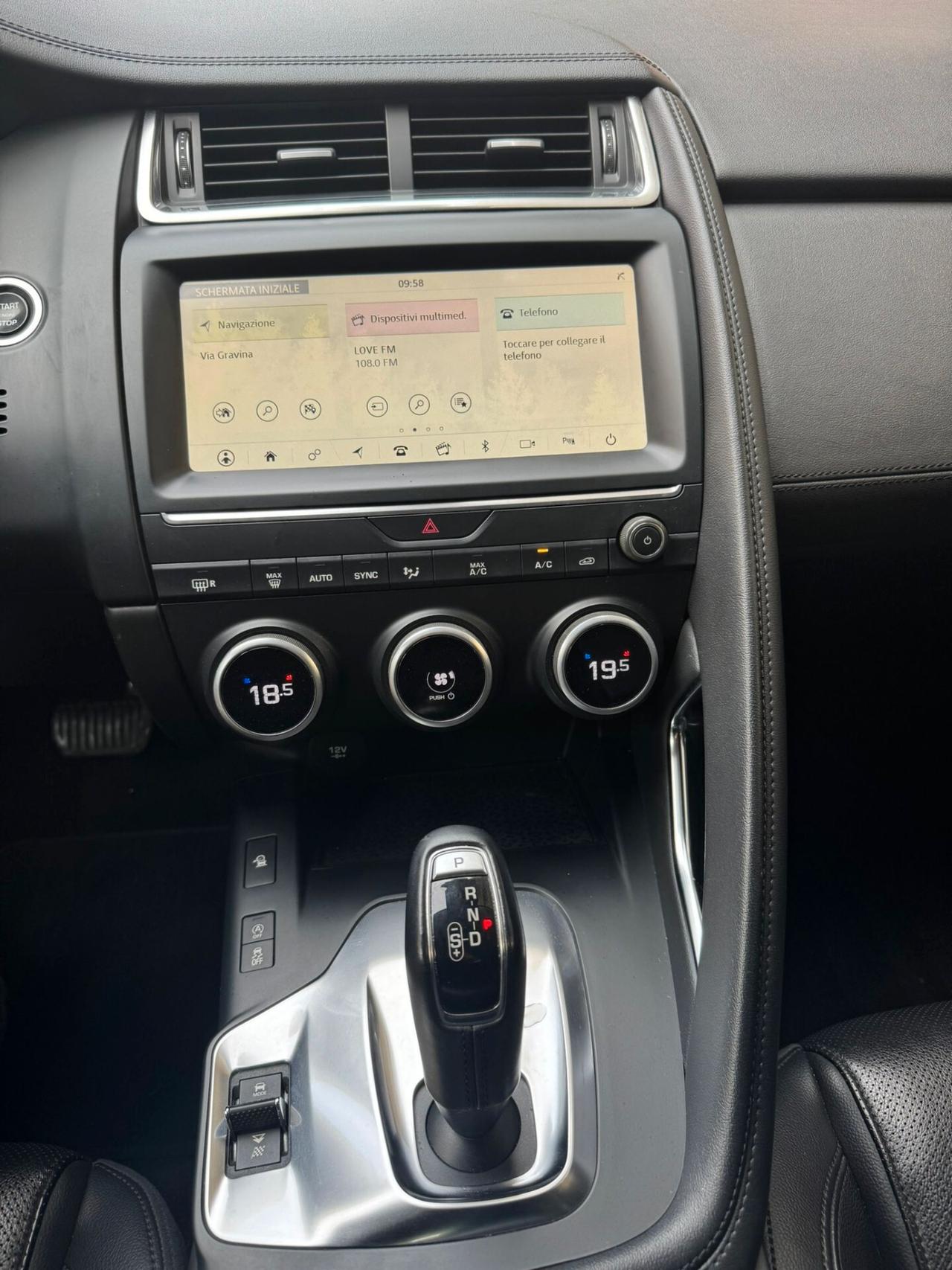 Jaguar E-Pace 2.0D 150 CV R-Dynamic