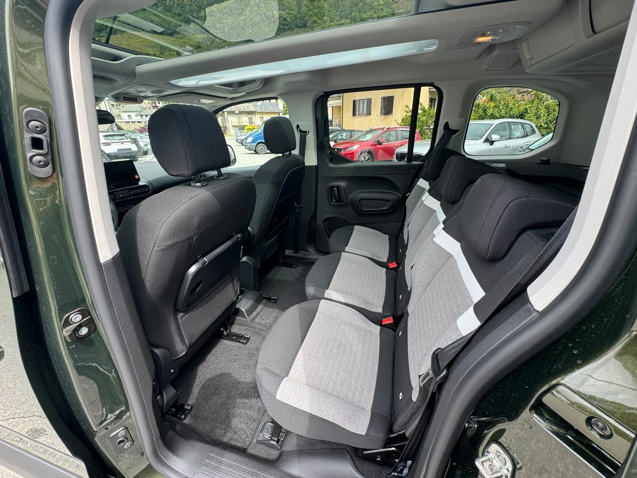 Citroen Berlingo BlueHDi 130 Stop&Start EAT8 M Max TETTO IN VETRO PANORAMICO