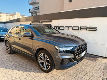Audi Q8 45 TDI quattro tiptronic Sport