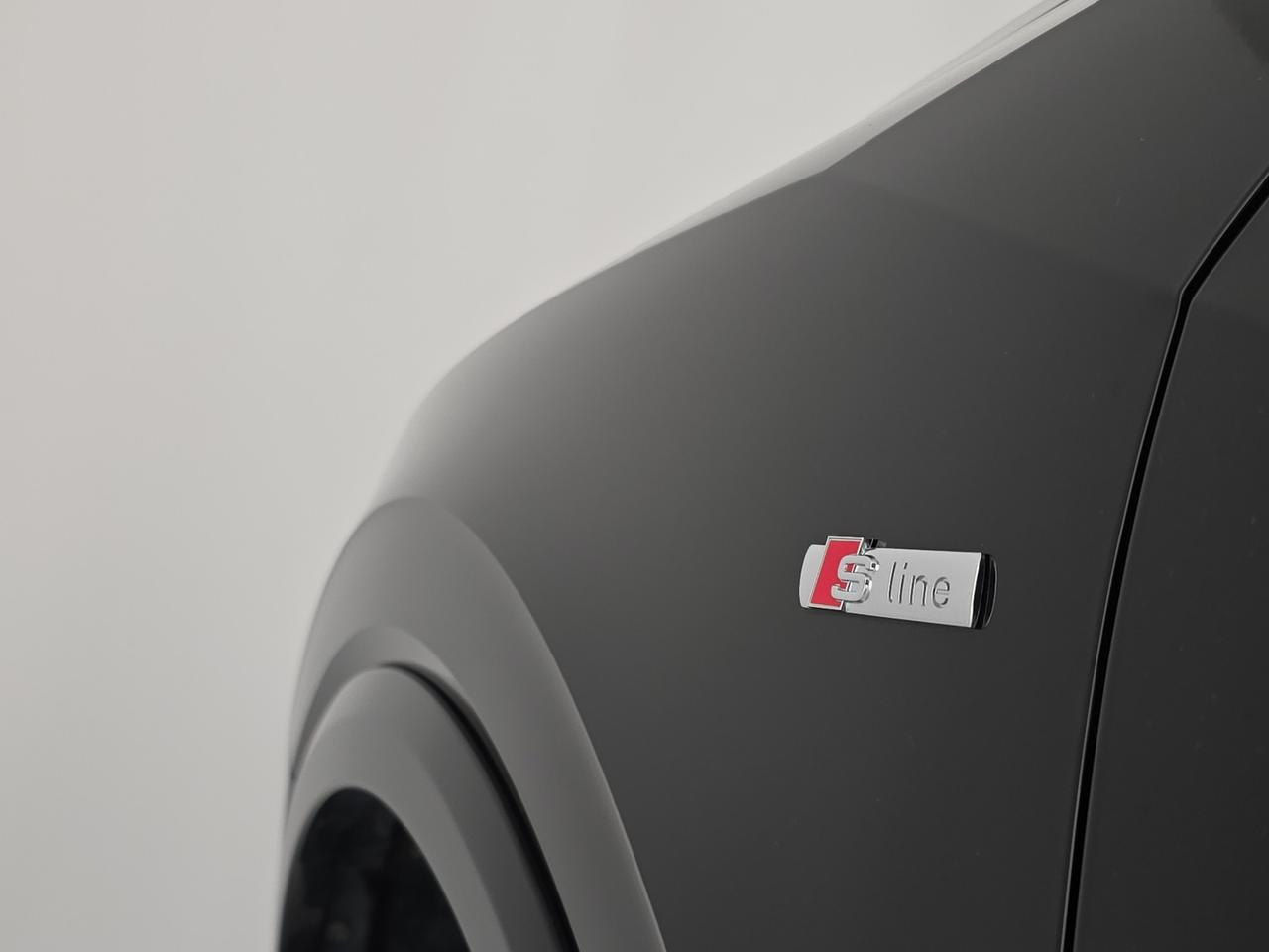 Audi Q2 35 1.5 tfsi s line edition s-tronic