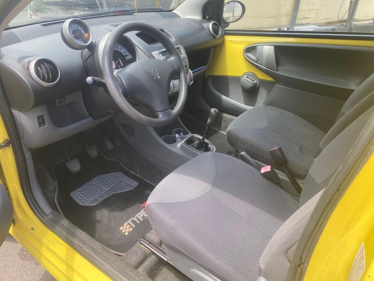Peugeot 107 1.0 68CV 3p. Plaisir
