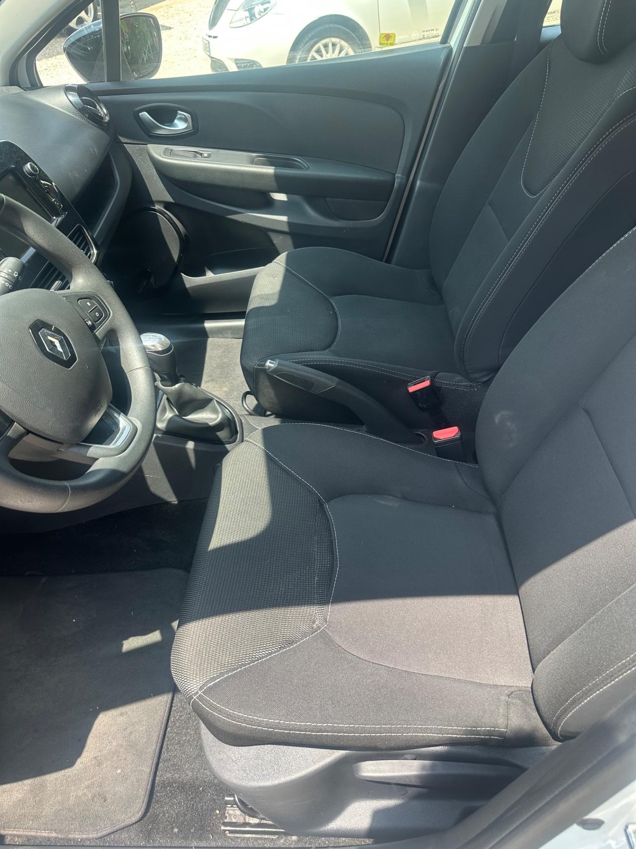 Renault Clio TCe 12V 90 CV GPL 5 porte Moschino Zen