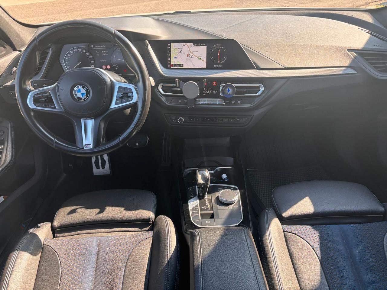 Bmw 118 118d 5p. Msport