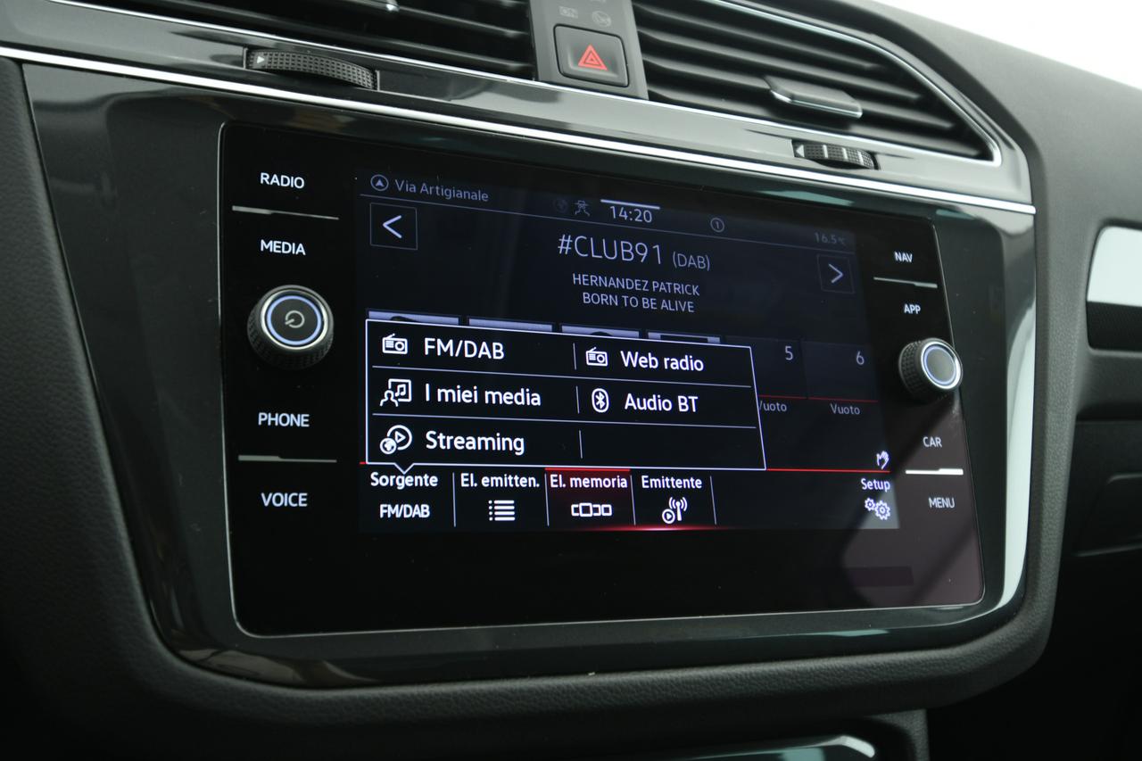 VOLKSWAGEN Tiguan 2.0 tdi Elegance 150cv dsg CAMERA+APP CONNECT+ACC