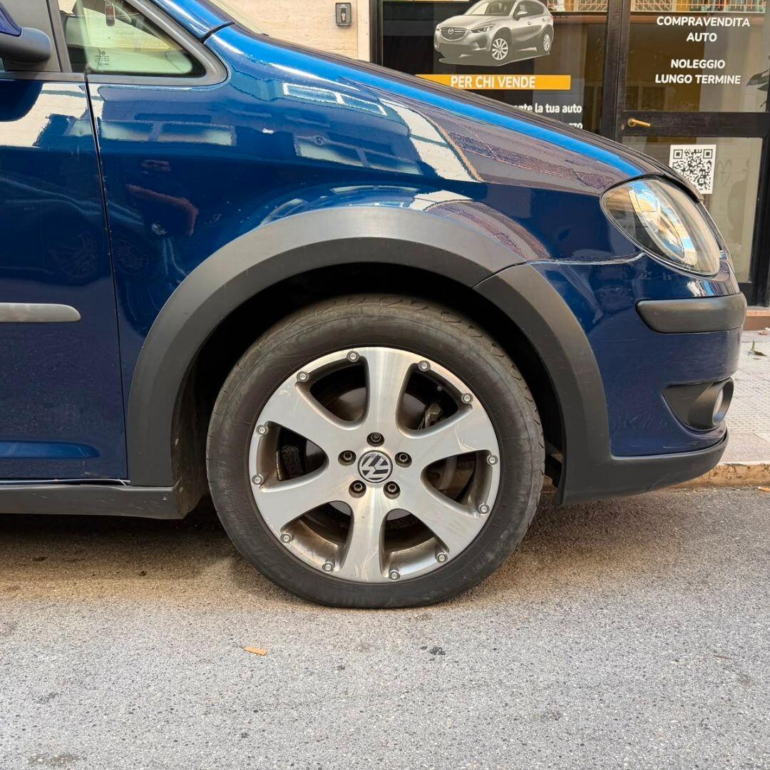 Volkswagen Touran Cross 1.9 TDI - 105CV
