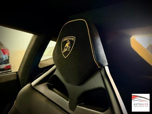 LAMBORGHINI Temerario