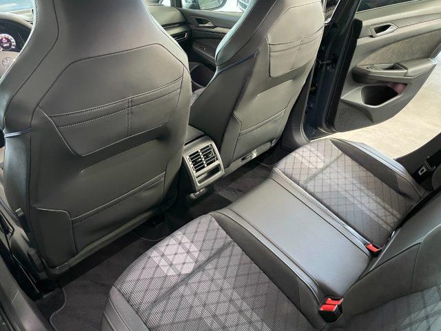VOLKSWAGEN Golf 1.5 eTSI 115 CV ACT DSG R-Line Plus KM0 MY26