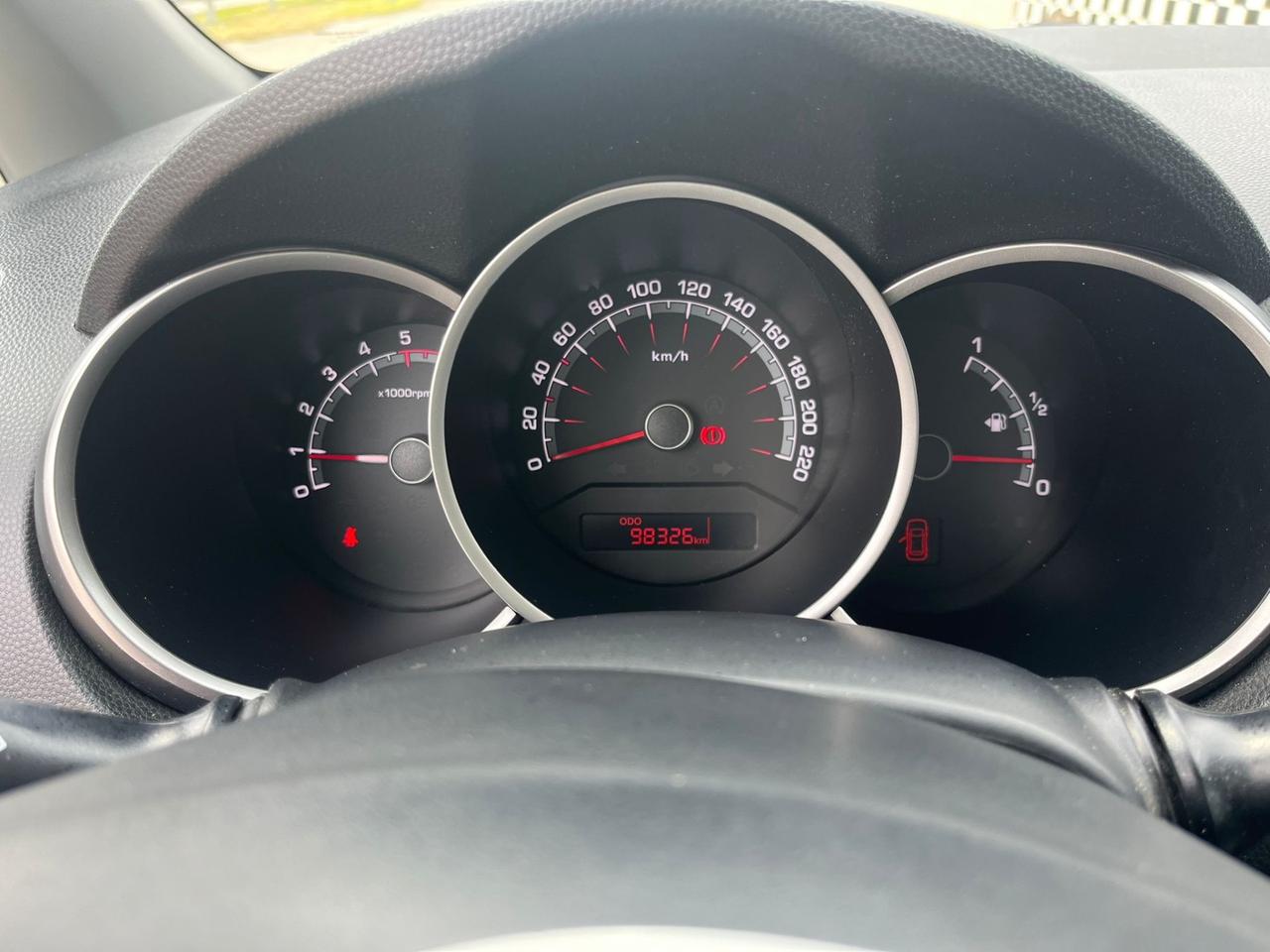 Kia Venga 1.4 CRDi 90CV Cool Unipro 2015