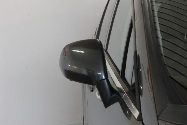 PEUGEOT 5008 1.6 HDi 115CV Business 7 POSTI