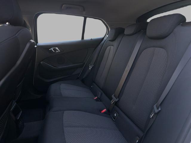BMW 116 d 5p. Business Advantage
