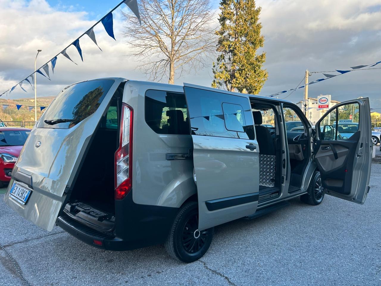 Ford Tourneo Custom 125CV Titanium 8 POSTI