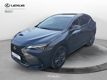 Lexus NX Hybrid Luxury 4WD