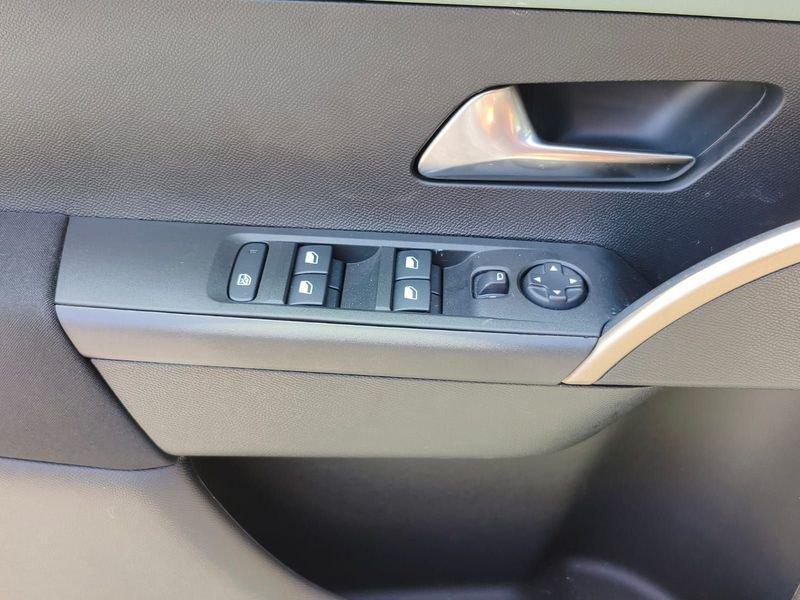 Lancia Ypsilon Ypsilon Hybrid e-DCT