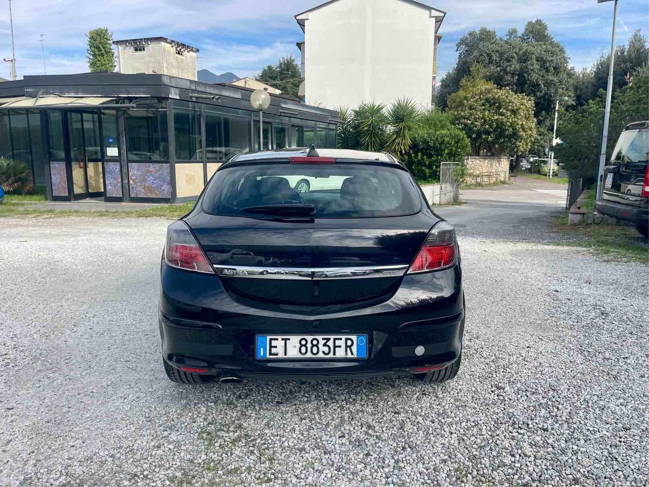 OPEL ASTRA GTC - 150 CV - SPORT