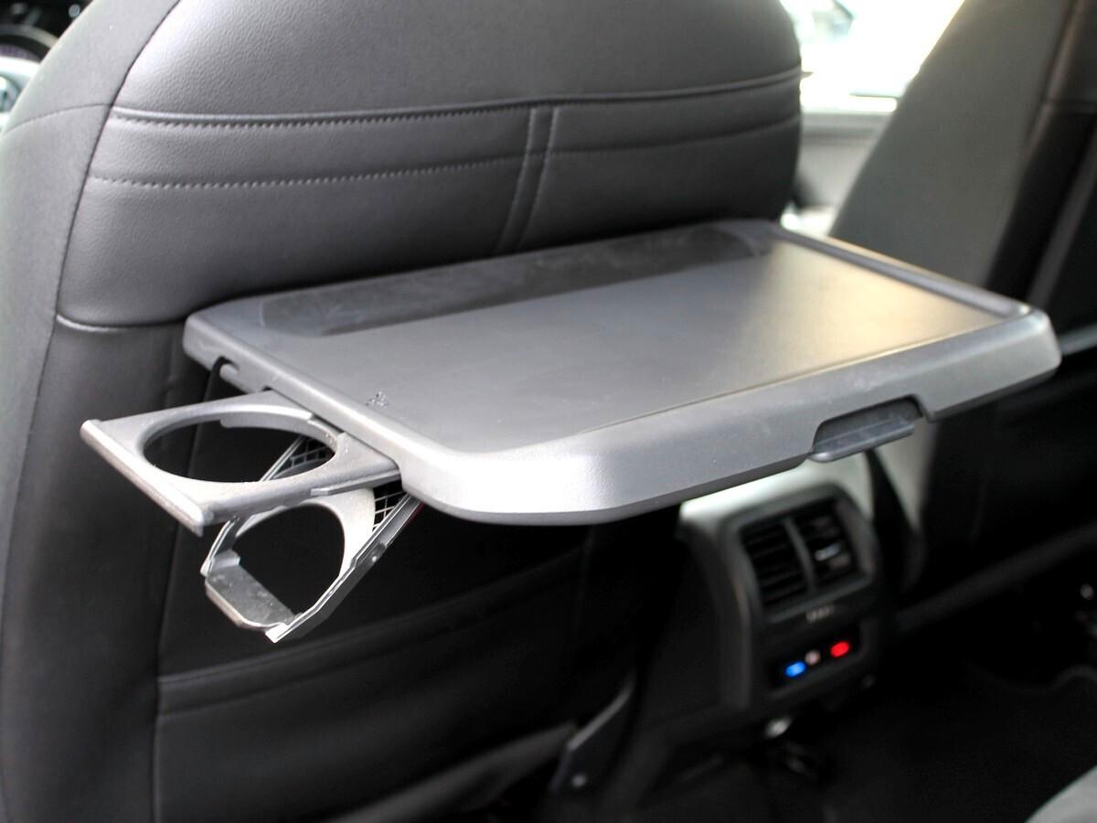 Volkswagen Touran 2.0 TDI 150 CV SCR DSG Executive BlueMotion Tech.7p Nav PDC UNIPRO IVA DEDUC.
