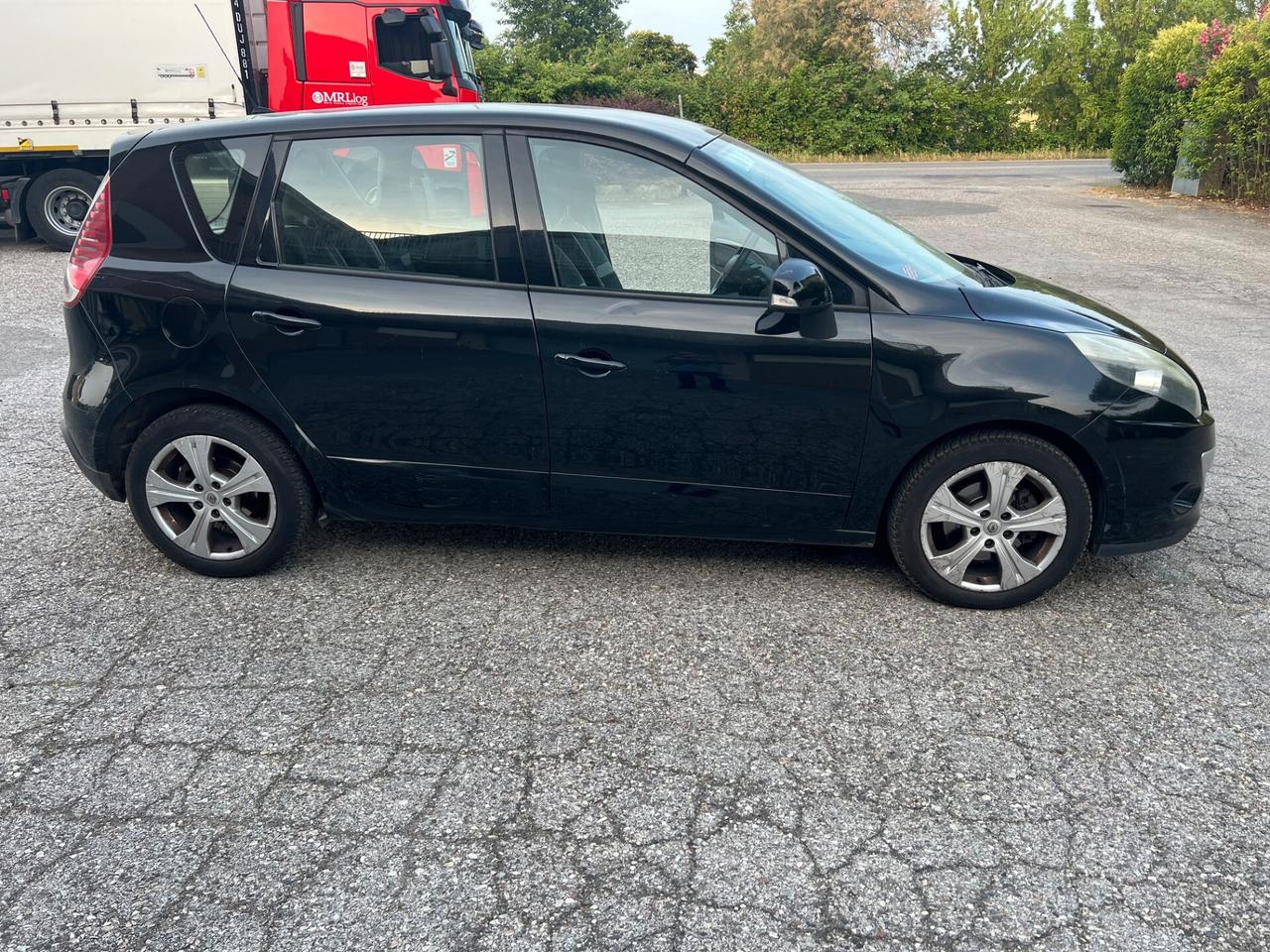 Renault Scenic Scénic 1.5 dCi 110CV Luxe