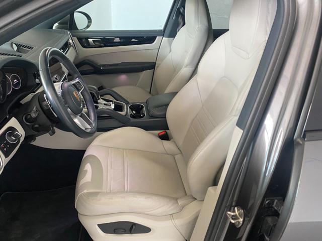 PORSCHE Cayenne Coupé 3.0 V6 E-Hybrid IVA ESPOSTA-UNICO PROPR.