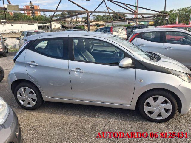 TOYOTA Aygo 1.0 VVT-i 69 CV 5 porte x-cool