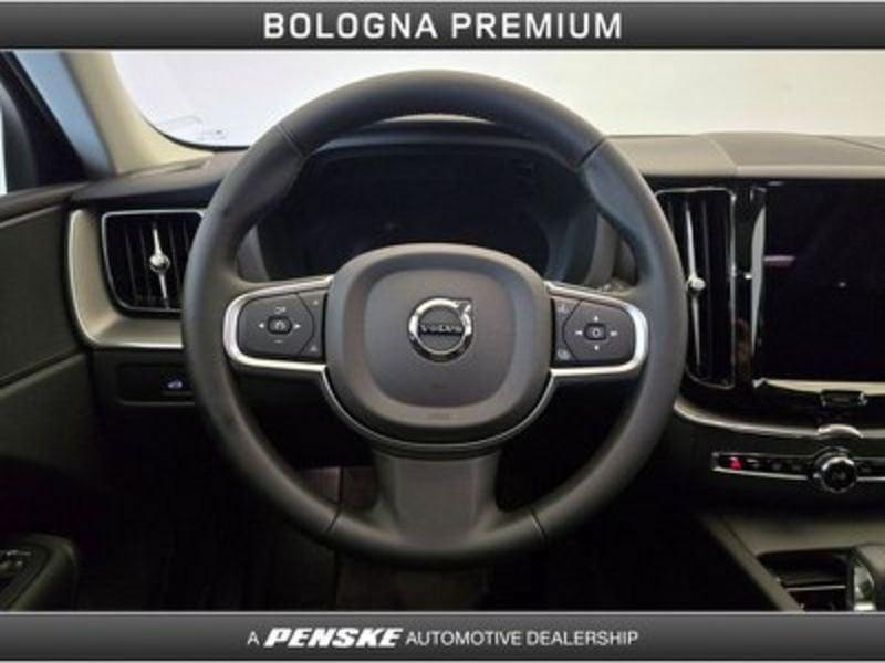 Volvo XC60 T6 Plug-in hybrid AWD automatico Core