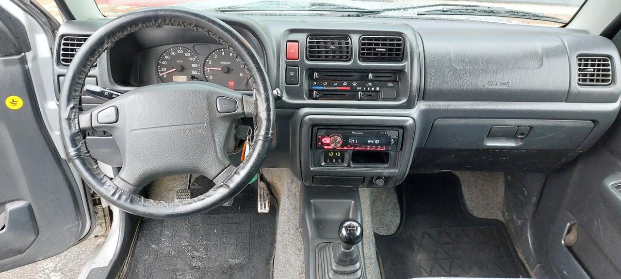 Suzuki Jimny 1.3i 16V cat 4WD JLX