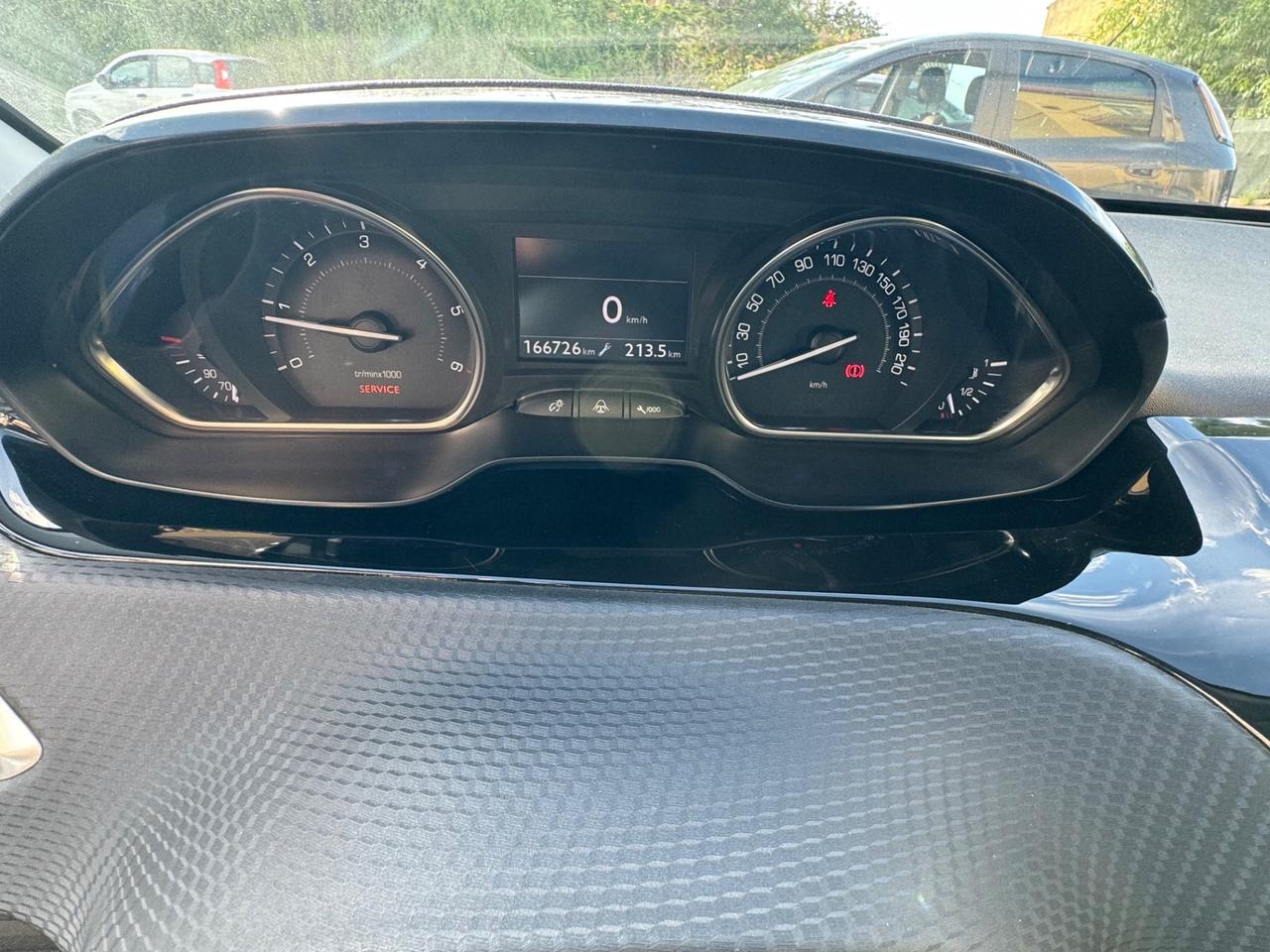 Peugeot 2008 1.6 e-HDi 115 CV Stop&Start Allure
