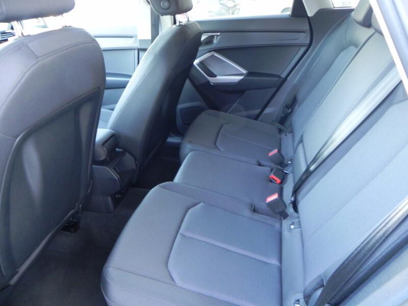 Audi Q3 35 TDI quattro S tronic