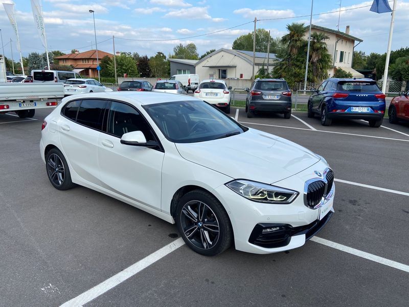 BMW Serie 1  118d 5p. Sport