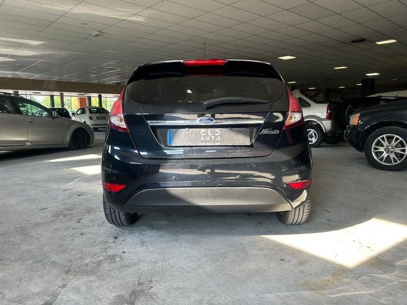 Ford Fiesta 1.5 TDCi 75CV 5P BLACK E WHITE EDITION