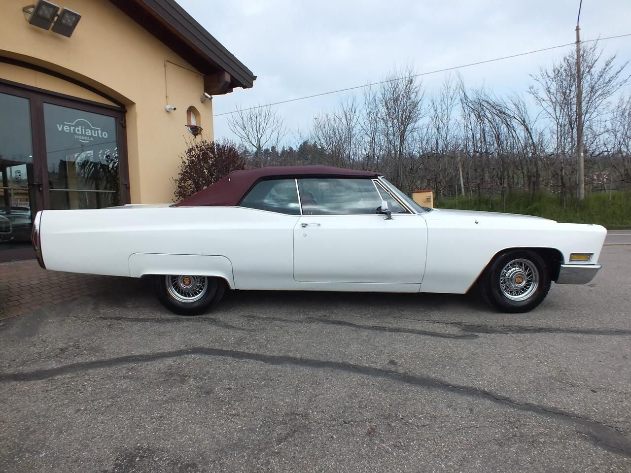 CADILLAC DEVILLE V8 CONVERTIBILE COSTRUZIONE 1966
