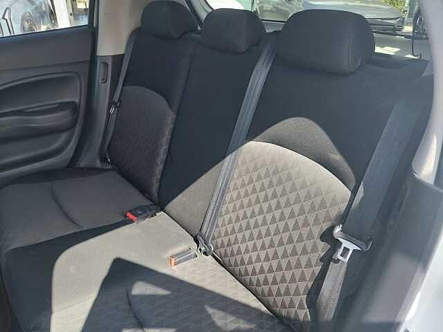 Mitsubishi Space Star 1.2 Invite Radio