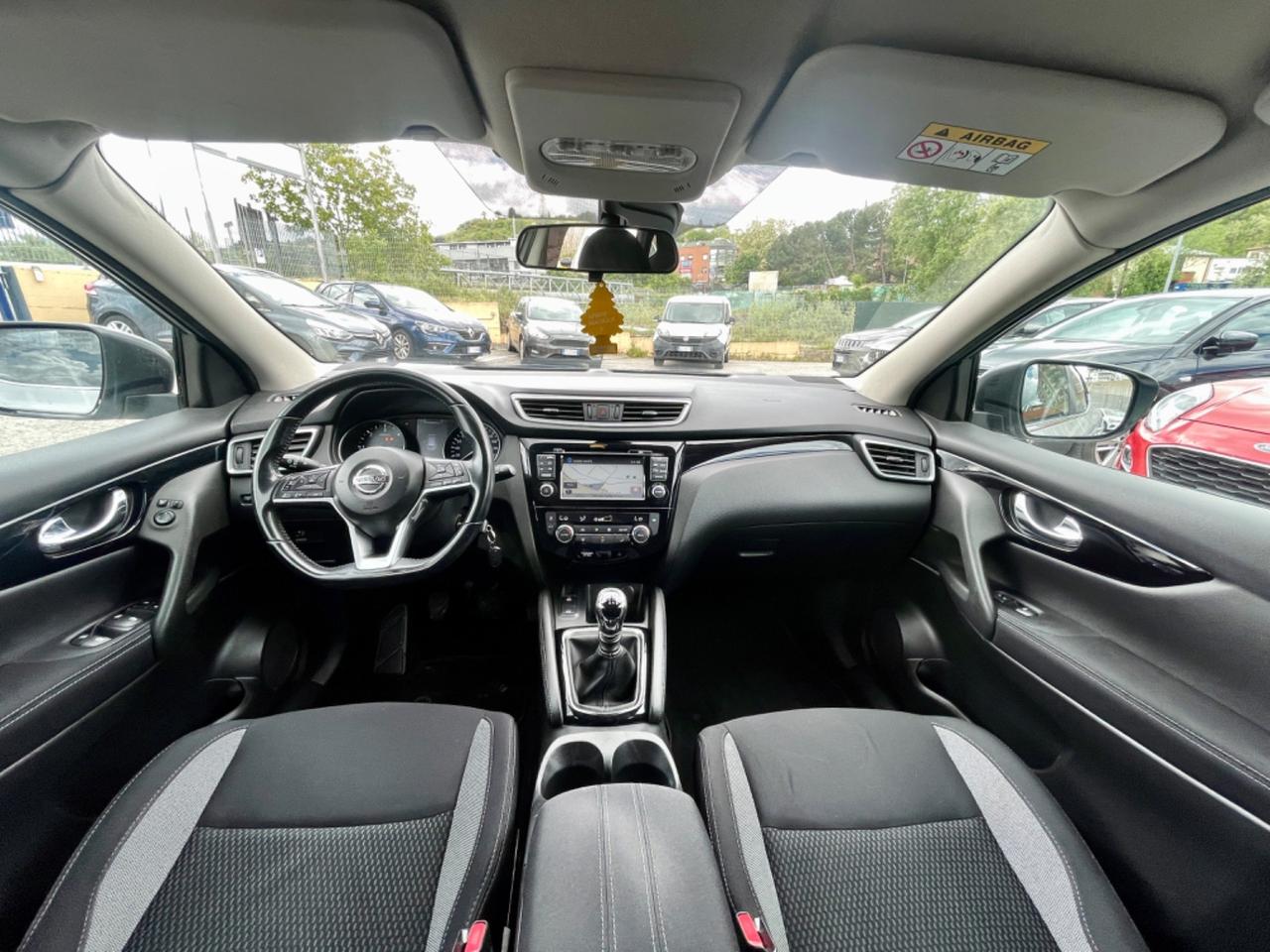 Nissan Qashqai 1.5 dCi NAVI-RETROCAMERA