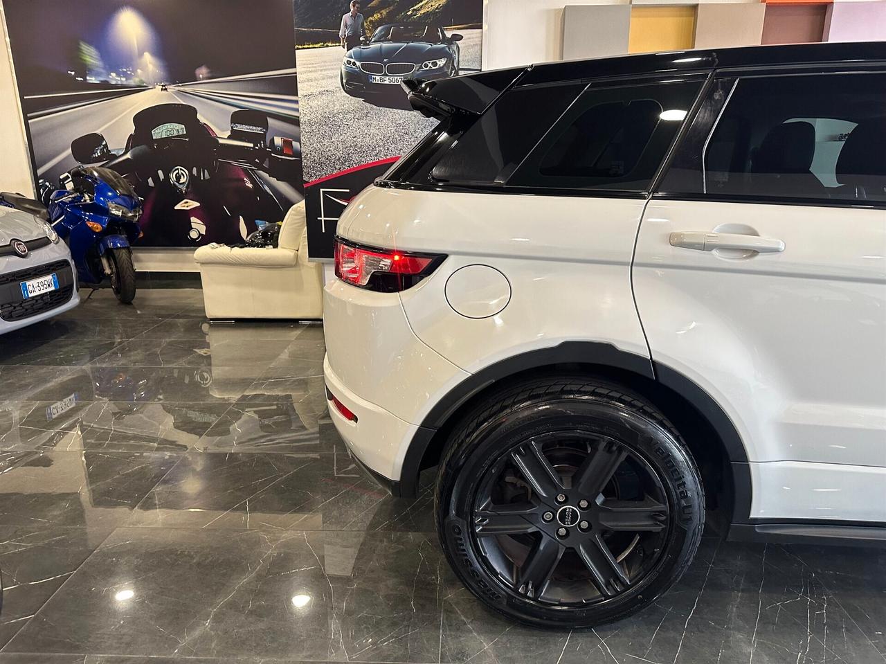 Land Rover Range Evoque 2.2 TD4 5p. Dynamic