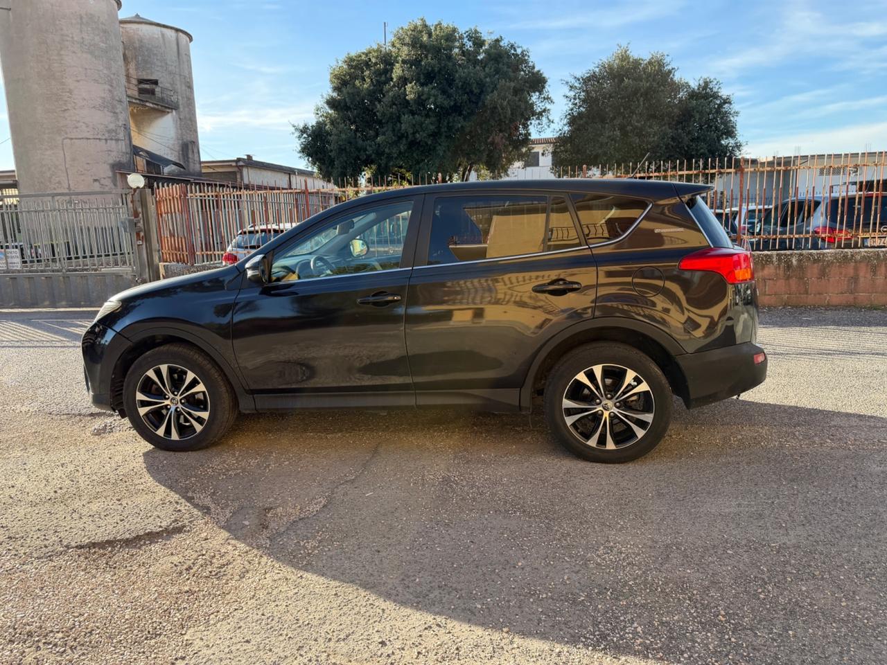 Toyota RAV 4 RAV4 2.2 D-4D 4WD Lounge