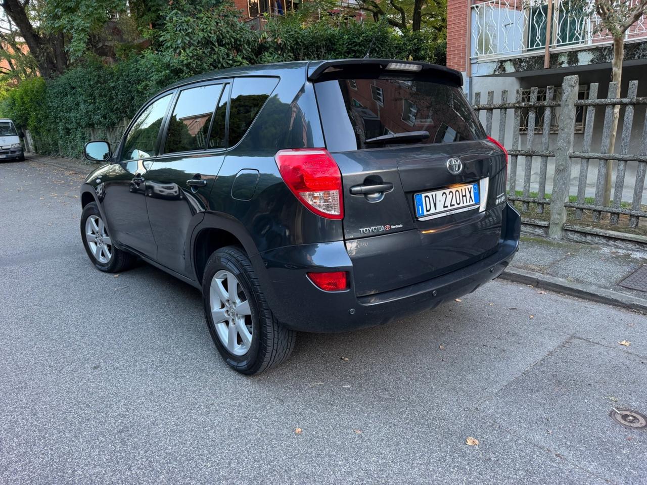Toyota RAV 4 RAV4 2.2 D-4D 136 CV DPF Luxury crossover