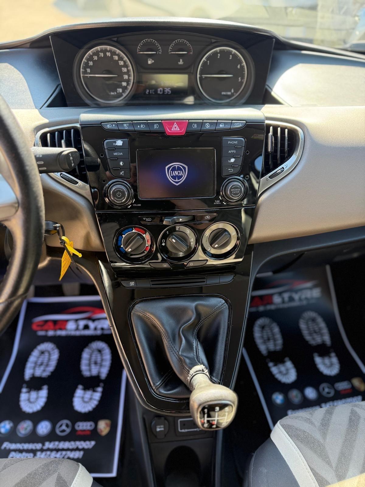 Lancia Ypsilon 1.3 MJT 16V 80 CV 5 porte S&S Gold