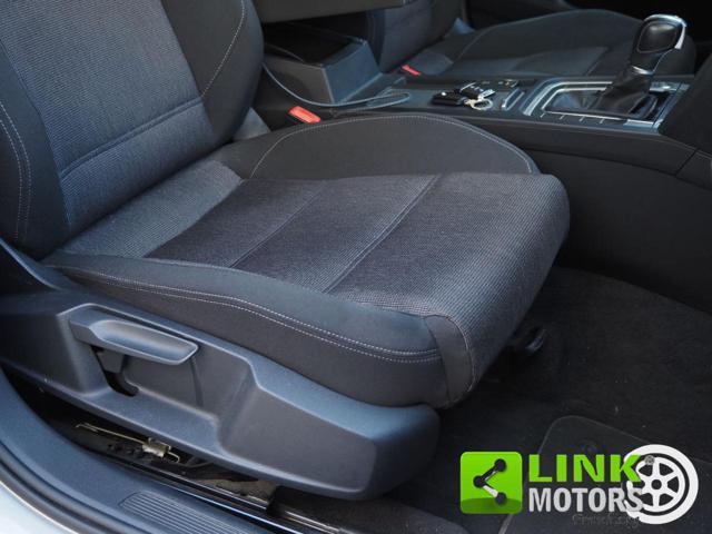 VOLKSWAGEN Passat Variant 2.0 TDI DSG Executive BlueMotion Tech.