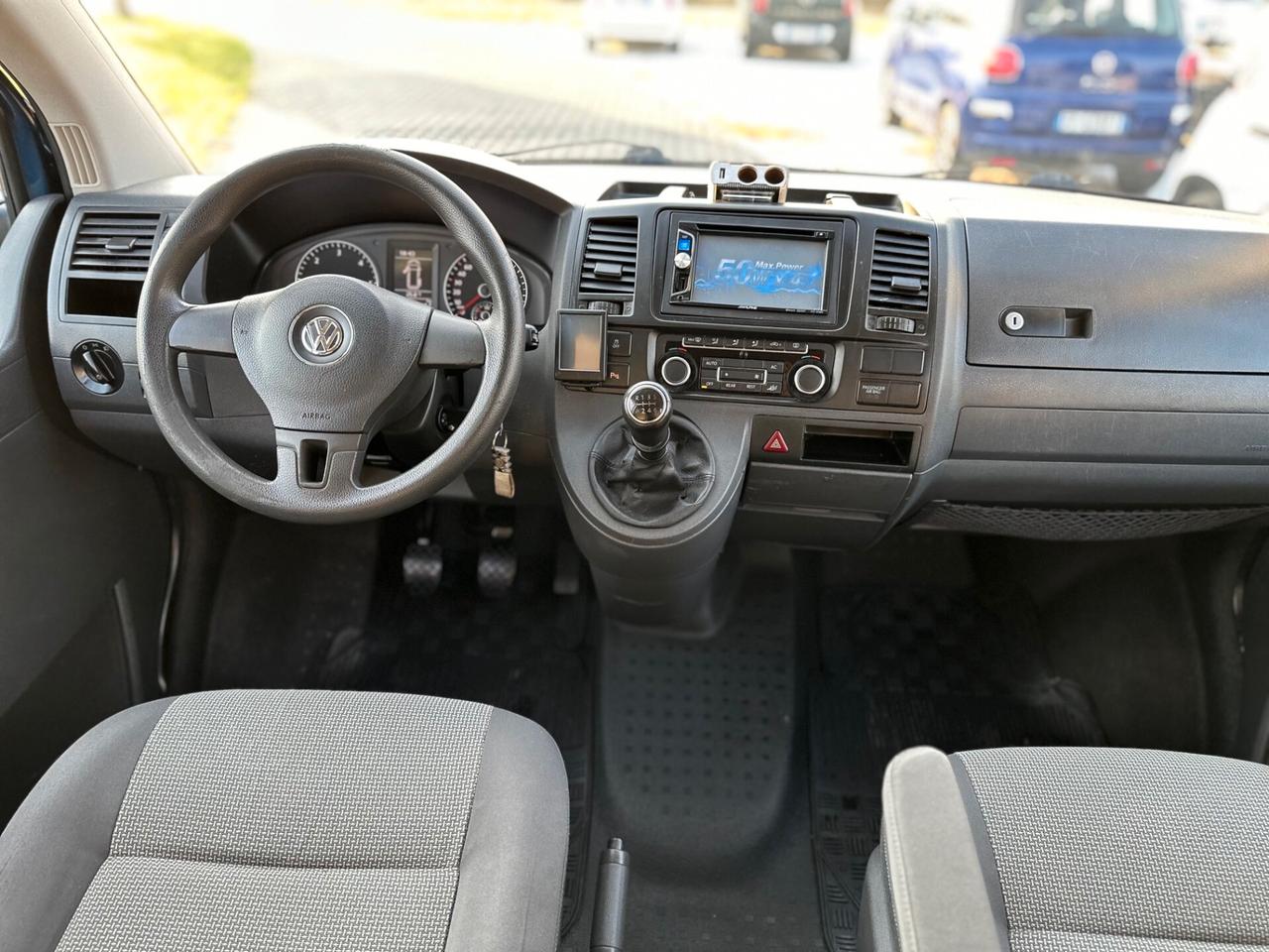 Volkswagen Caravelle T5 MULTIVAN