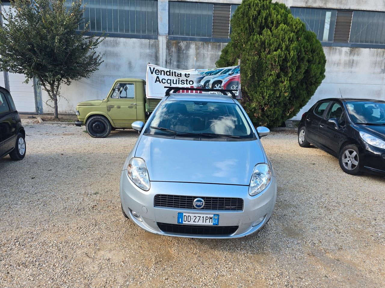 Fiat Grande Punto 1.3 MJT 75 CV 5 porte GANCIO TRAINO