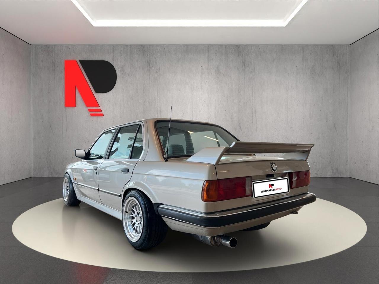 Bmw 318i 4 porte