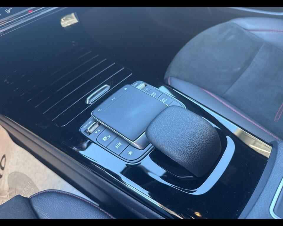 Mercedes Classe A 180 180 D Premium 8G-DCT