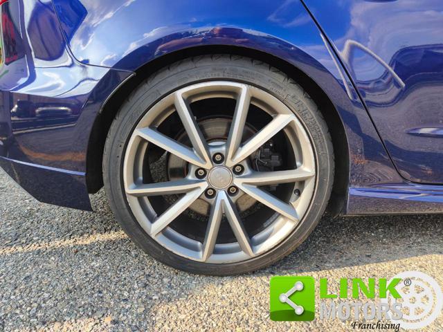 AUDI S3 SPB 2.0 TFSI quattro S-TRONIC