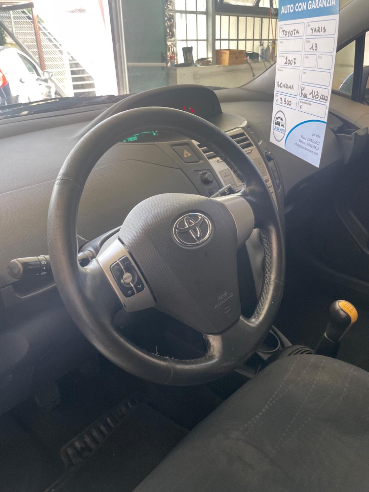 Toyota Yaris 1.3 5 porte Sol