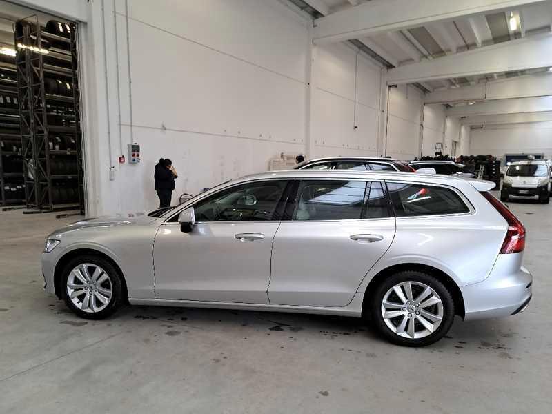 VOLVO V60 D3 Momentum Business Pro WAGON