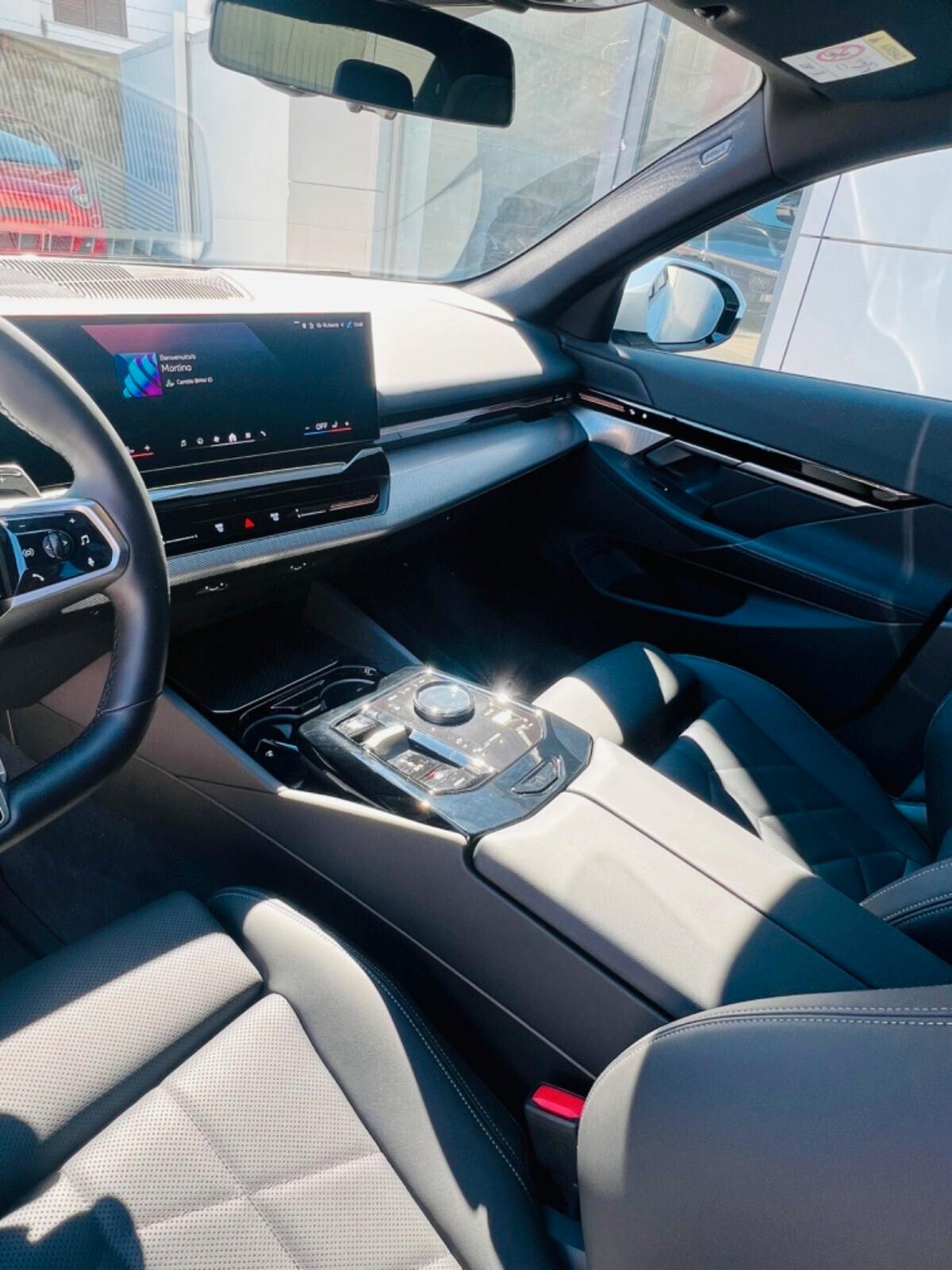 Bmw 520d 48V xDrive Msport - ANTICIPO €12.900 noleggio no scoring