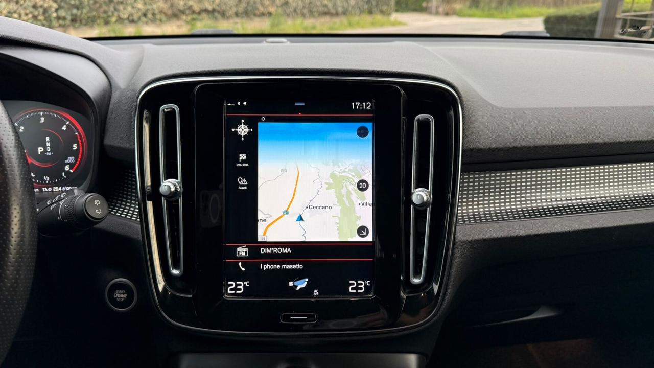 Volvo XC40 D3 R-design