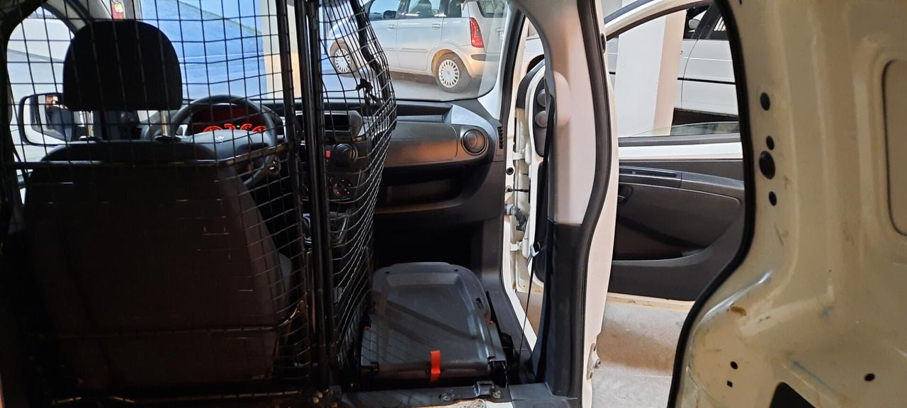 Peugeot Bipper 1.4 HDi 70CV Furgone Classe 2