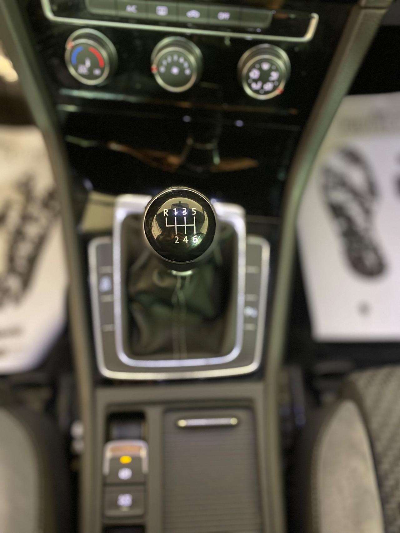 Volkswagen Golf R-line 1.4 TSI 125 CV 5p.