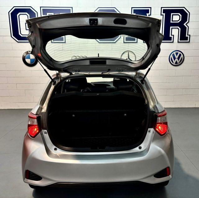 TOYOTA Yaris 1.5 Hybrid 5 porte Trend 'Grey Edition'