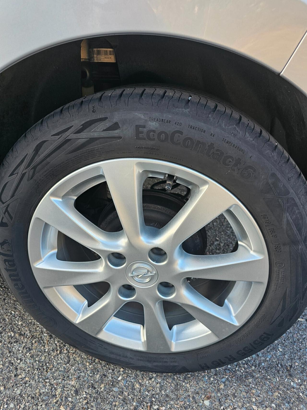 Opel Corsa 1.2 100 CV Elegance